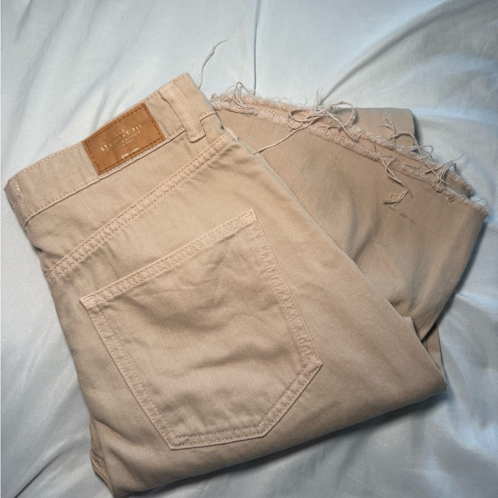 Women’s Beige Stradivarius Jeans